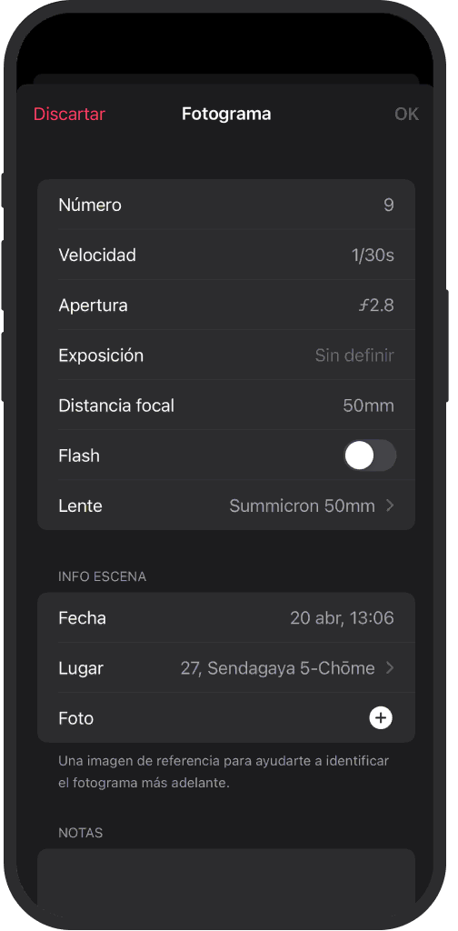 Vista de ajustes en la app iOS con fecha, notas y mapa para cada imagen analógica